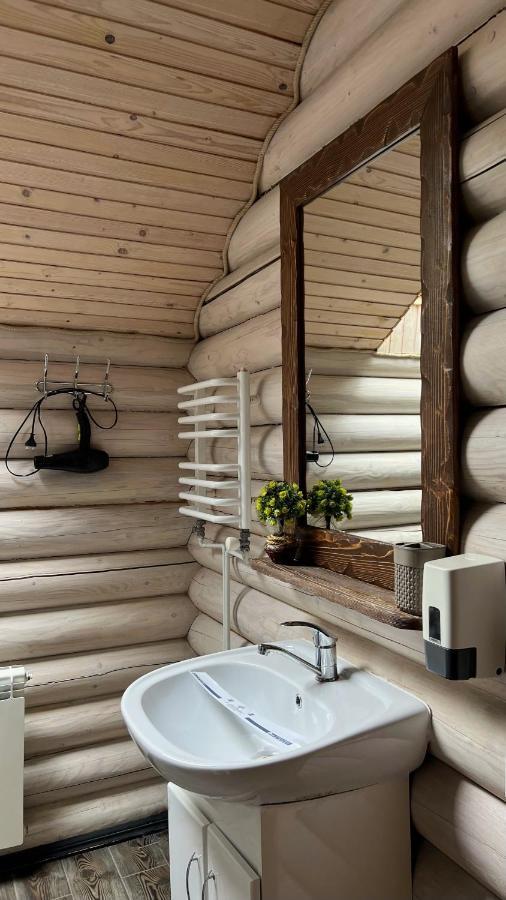 Vip Houses Карпати Мигово エクステリア 写真